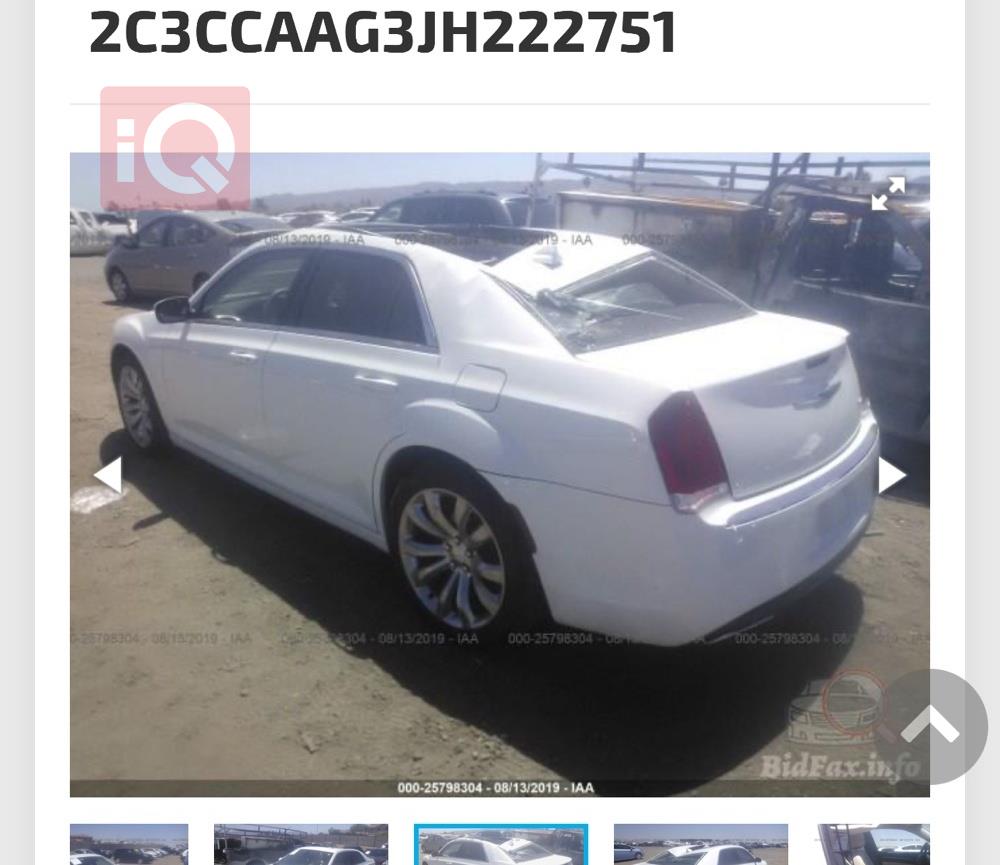 کرایسلەر 300